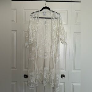 White Francesca’s LONGLACE/WHITE/MED
